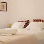 Largo House Daire