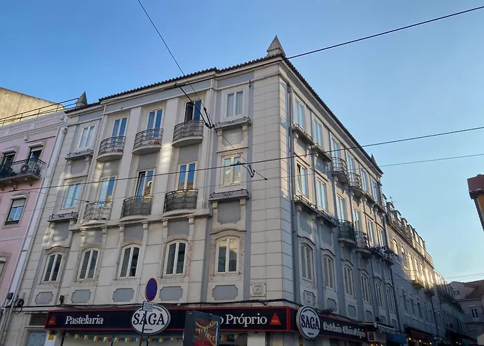 Largo House Лиссабон